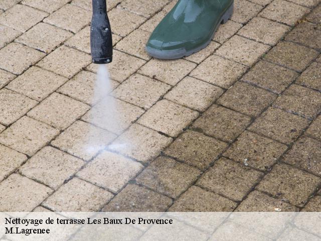 Nettoyage de terrasse  les-baux-de-provence-13520 M.Lagrenee